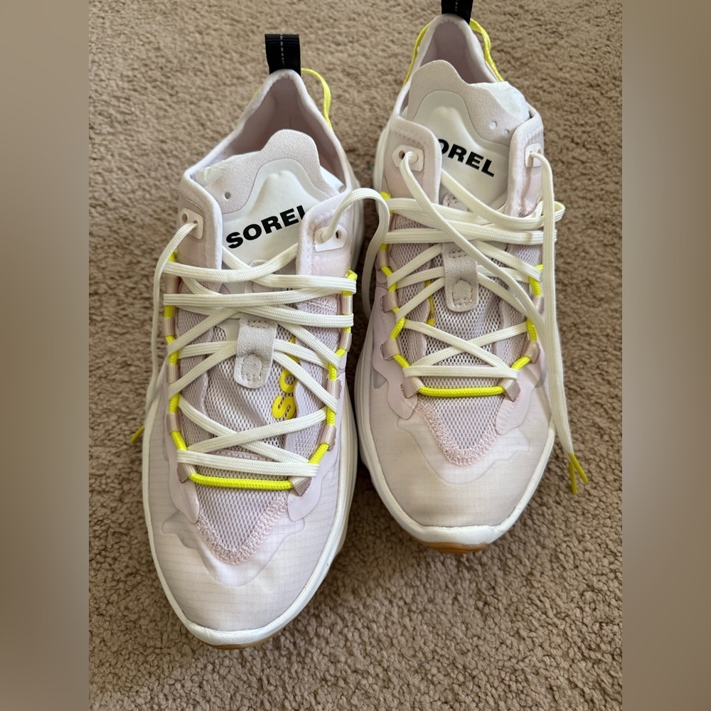 Sorel Women's Whitr and Neon Yellow/Green Sneakers Sz 9